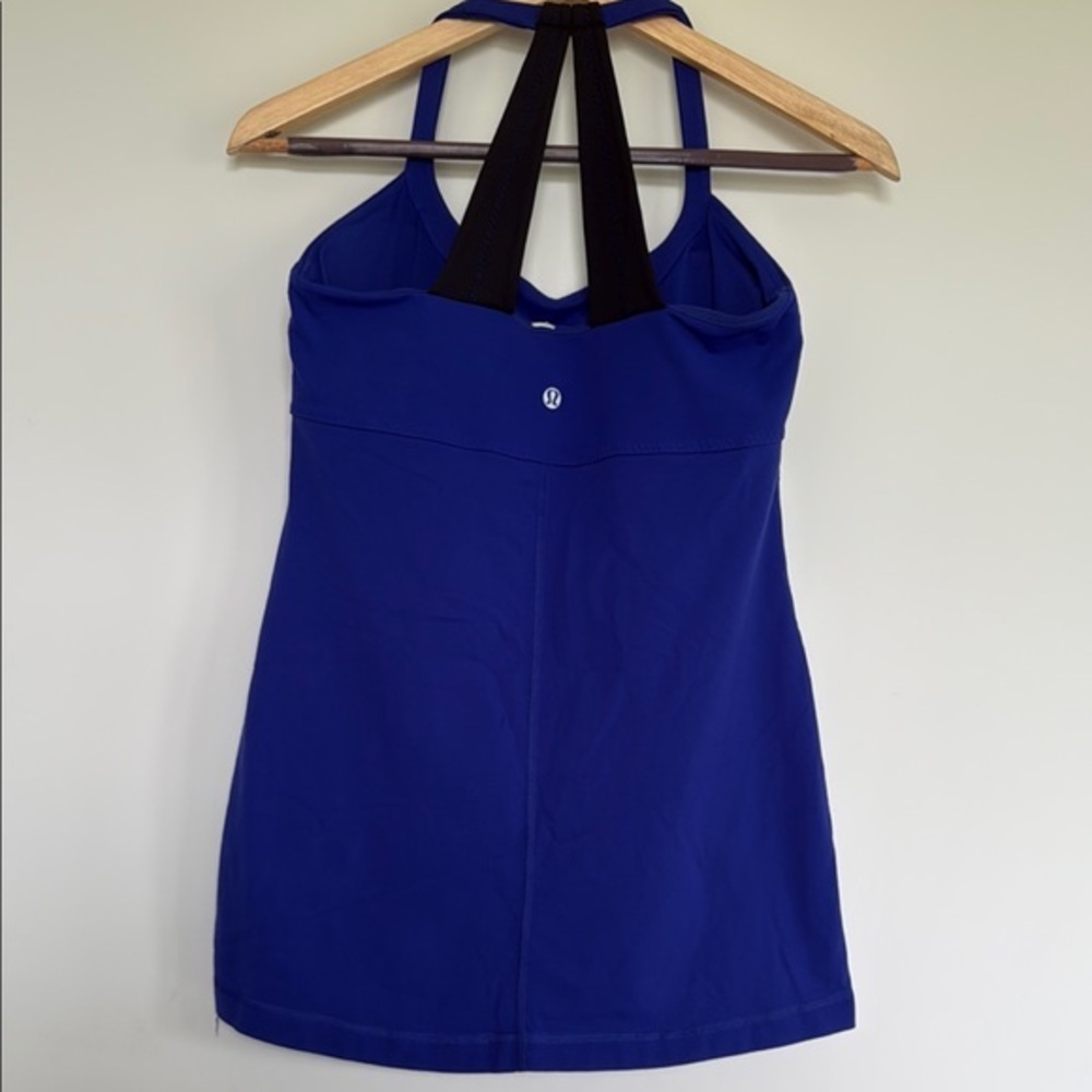 lululemon athletica Blue Crop Top